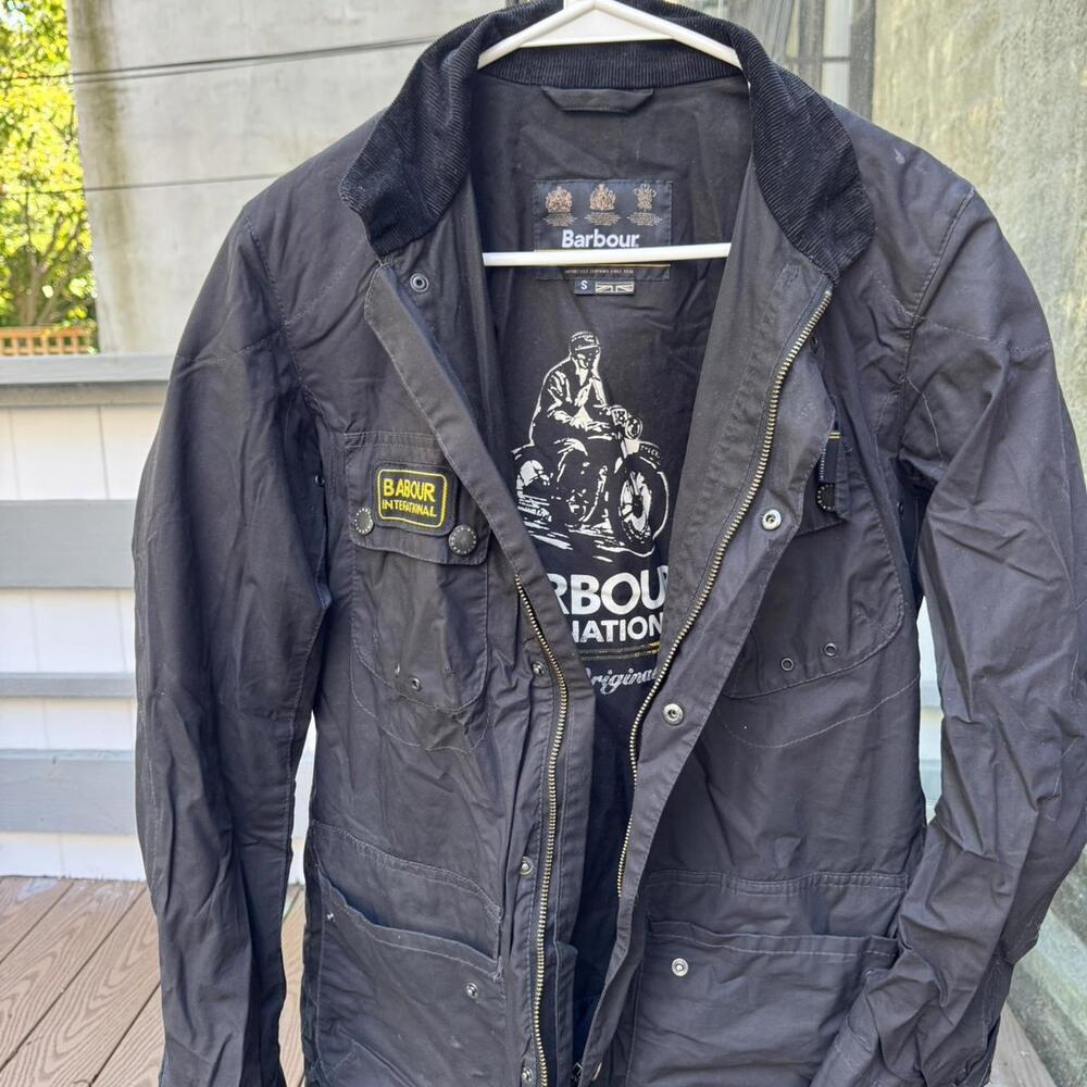 Barbour Men’s Black and Navy Jacket